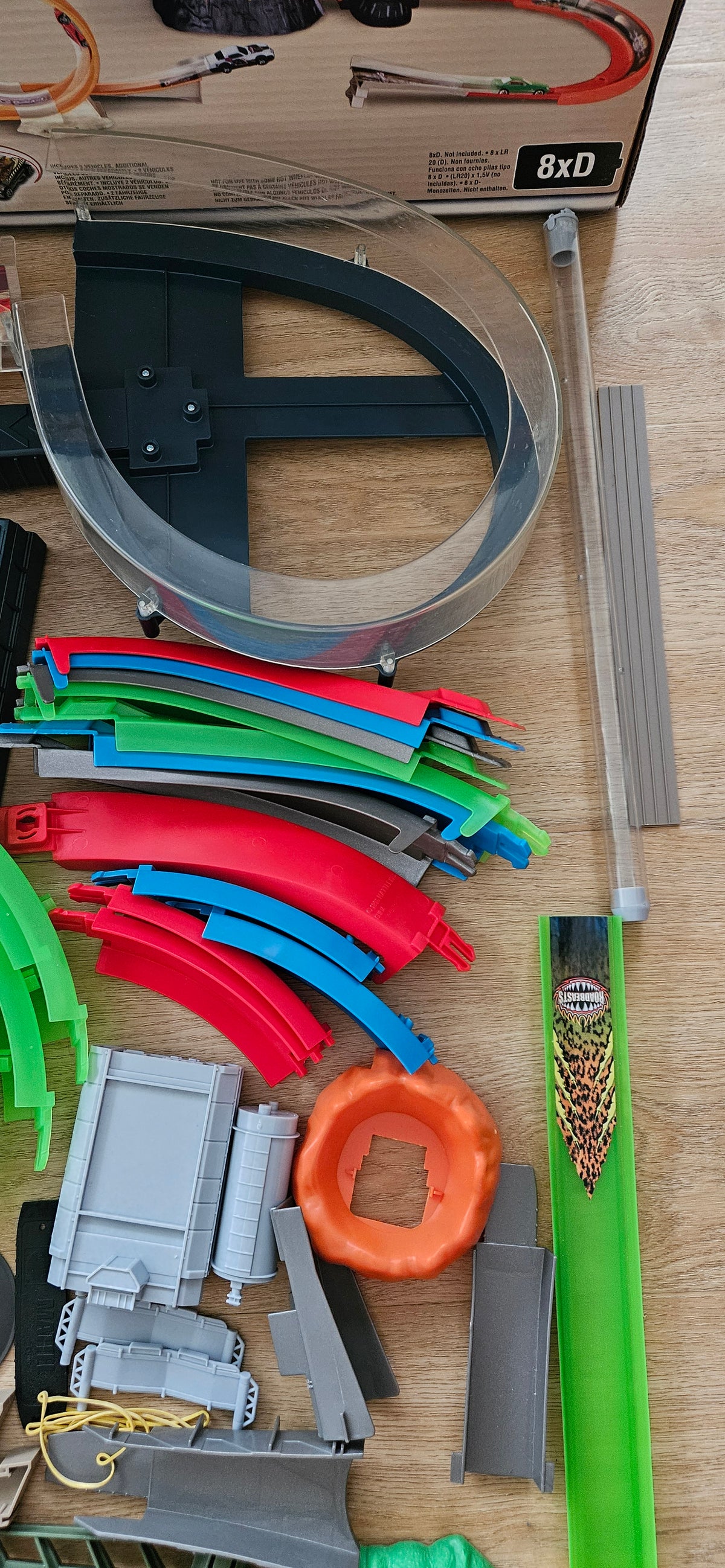 Ultimate track set (functional, used, only includes what shown in pictures)