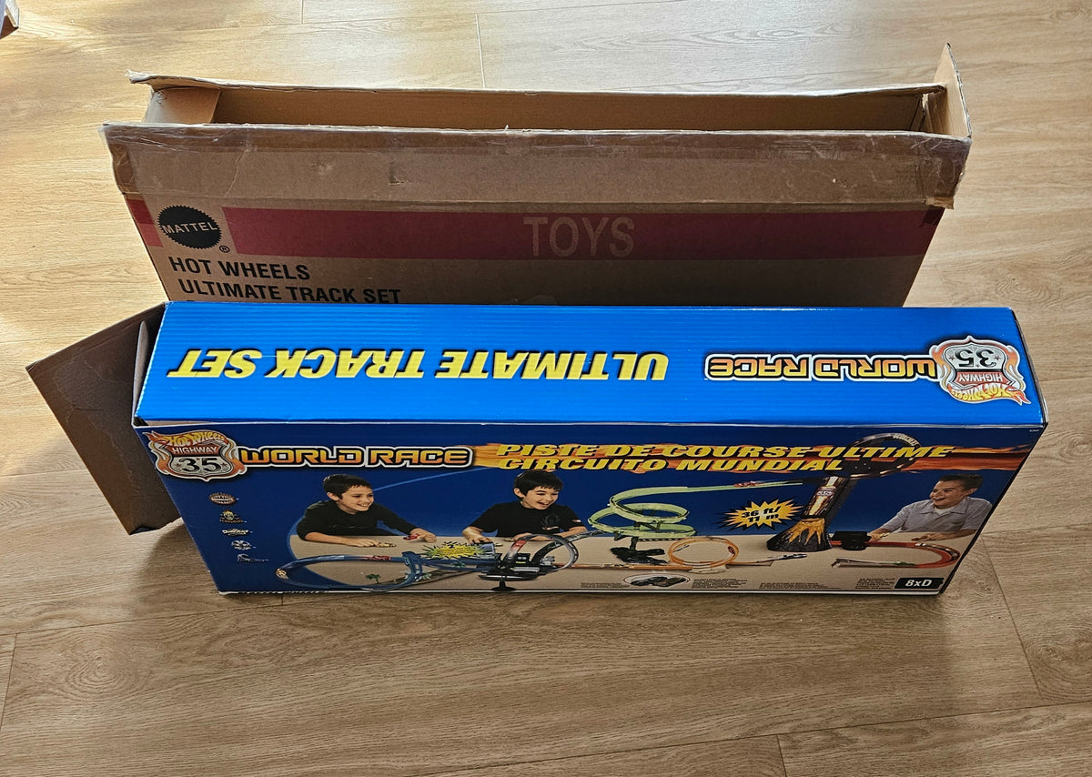 Ultimate track set (functional, used, only includes what shown in pictures)