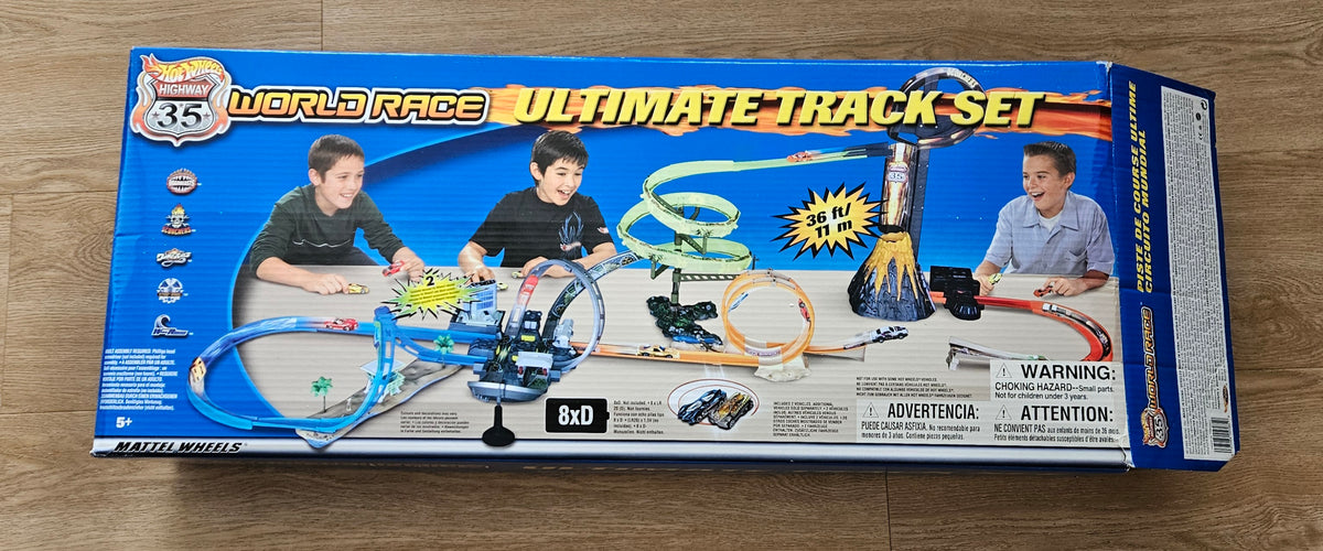 Ultimate track set (functional, used, only includes what shown in pictures)