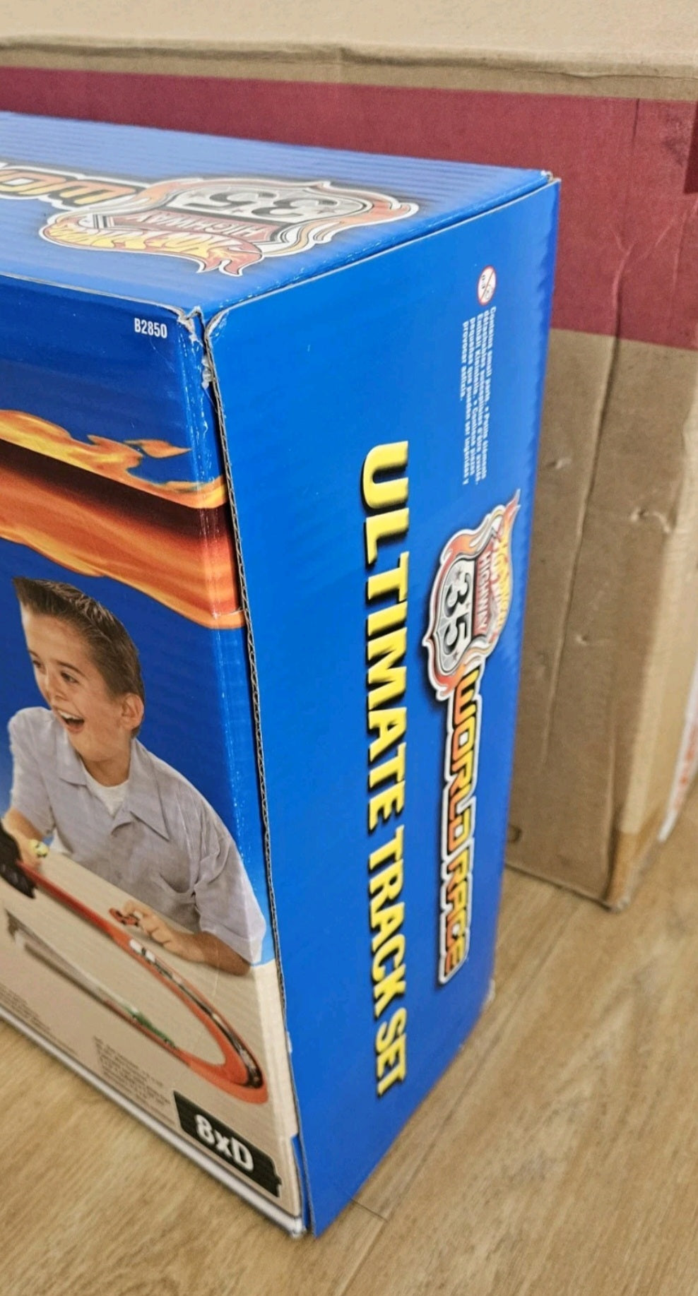 Ultimate track set sealed (shipped in original packaging)